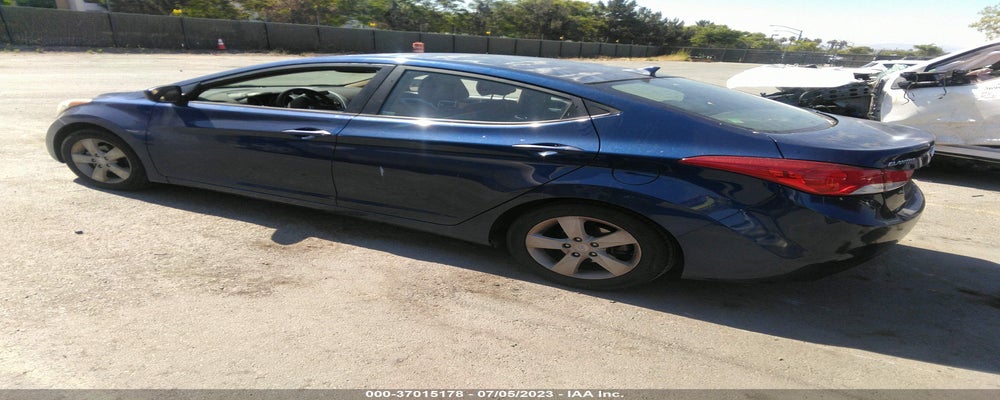 KMHDH4AE5DU873975 2013 HYUNDAI ELANTRA photo no. 3