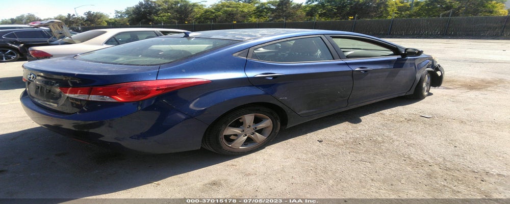 KMHDH4AE5DU873975 2013 HYUNDAI ELANTRA photo no. 4