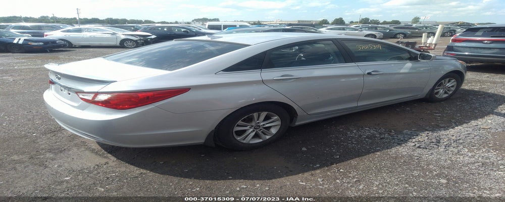 5NPEB4AC4CH350299 2012 HYUNDAI SONATA photo no. 4