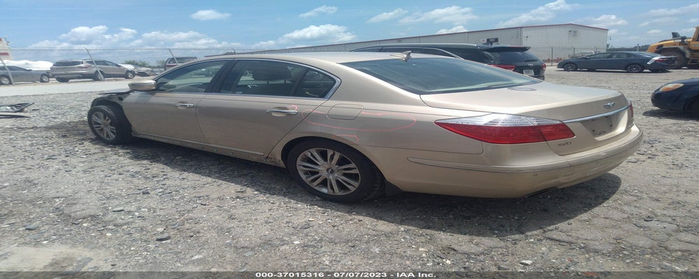 KMHGC4DF5BU126082 2011 HYUNDAI GENESIS photo no. 3