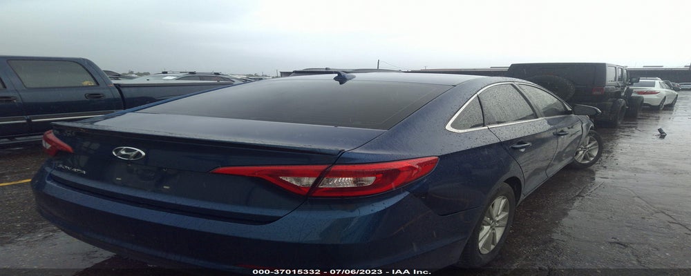 5NPE24AF2HH517079 2017 HYUNDAI SONATA photo no. 4