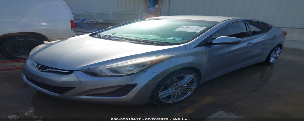 5NPDH4AEXFH579599 2015 HYUNDAI ELANTRA photo no. 2