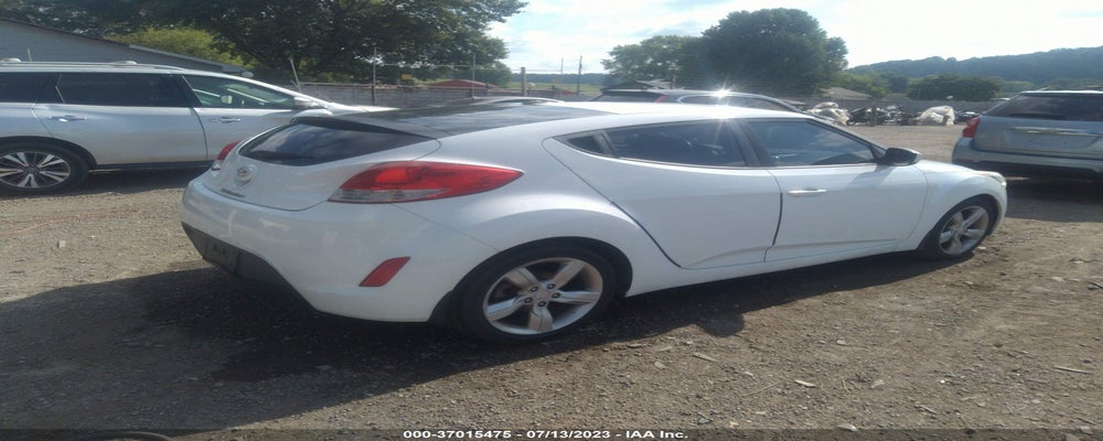 KMHTC6AD6CU036132 2012 HYUNDAI VELOSTER photo no. 4
