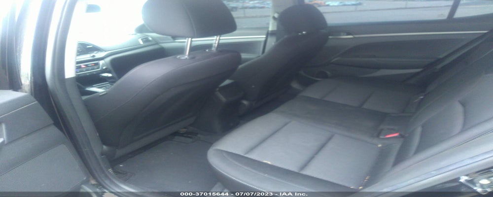 KMHD74LF9JU574266 2018 HYUNDAI ELANTRA photo no. 8