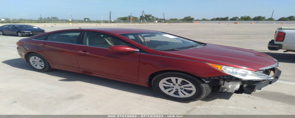 5NPEB4AC9BH085040 2011 HYUNDAI SONATA photo no. 9
