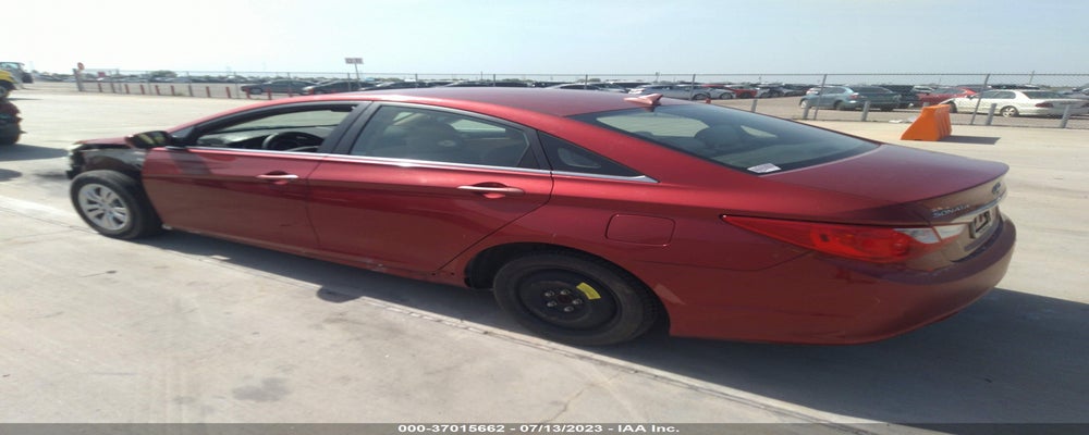 5NPEB4AC9BH085040 2011 HYUNDAI SONATA photo no. 3