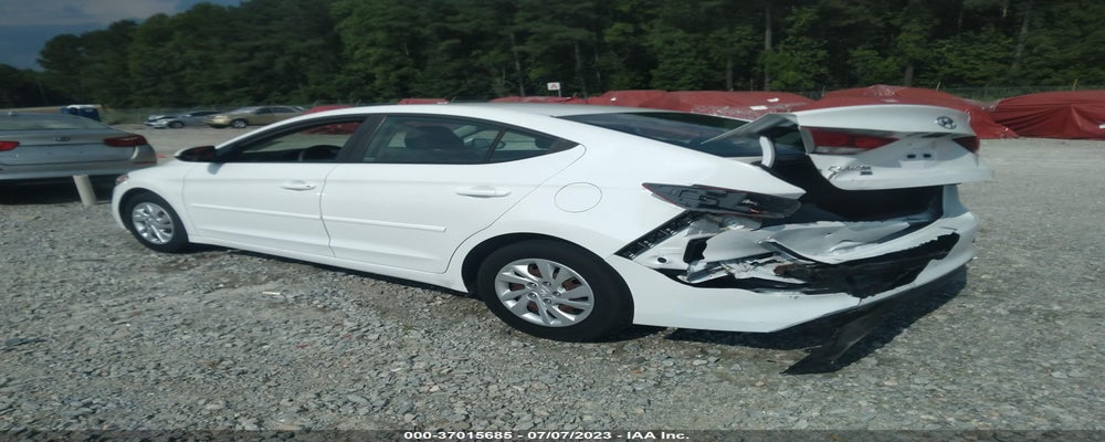 5NPD74LF3JH320700 2018 HYUNDAI ELANTRA photo no. 3