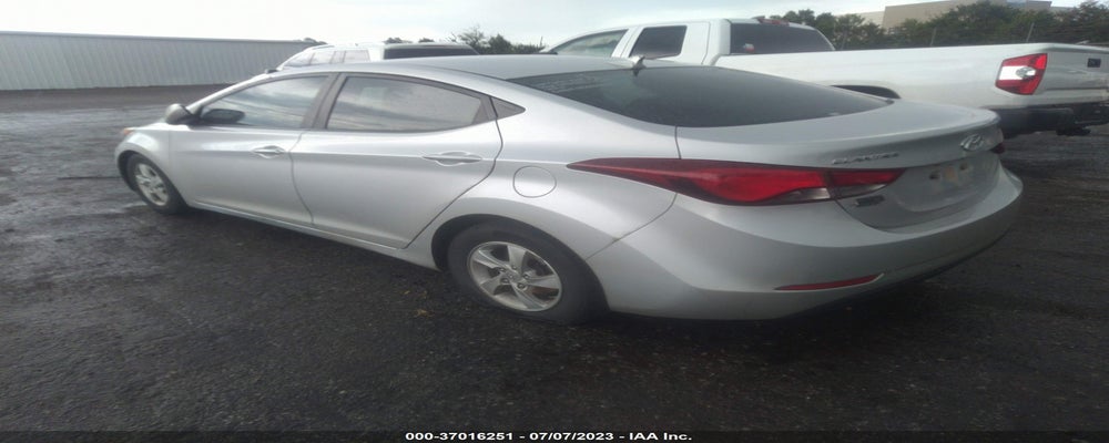 5NPDH4AE8FH640447 2015 HYUNDAI ELANTRA photo no. 3
