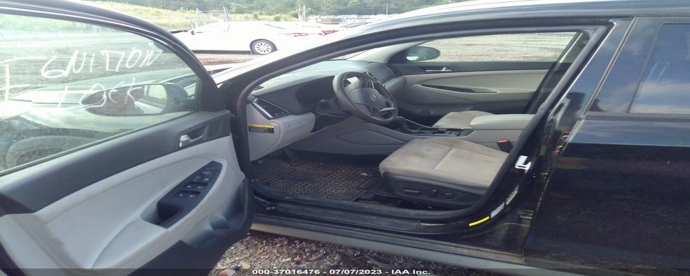 KM8J33A4XJU603431 2018 HYUNDAI TUCSON photo no. 5