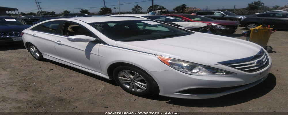 5NPEB4AC6EH913307 2014 HYUNDAI SONATA photo no. 3