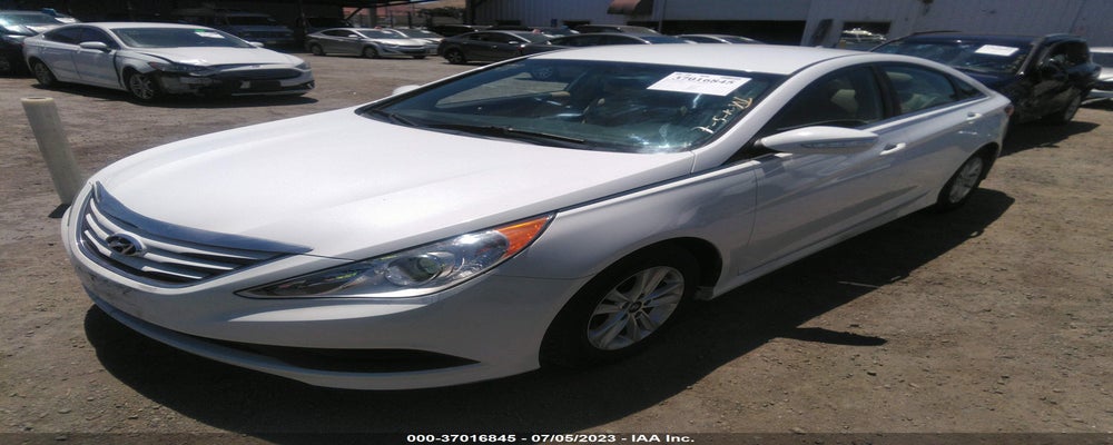 5NPEB4AC6EH913307 2014 HYUNDAI SONATA photo no. 2