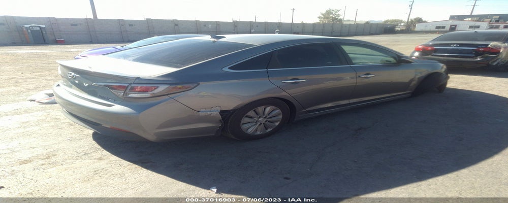 KMHE24L1XHA055732 2017 HYUNDAI SONATA HYBRID photo no. 4