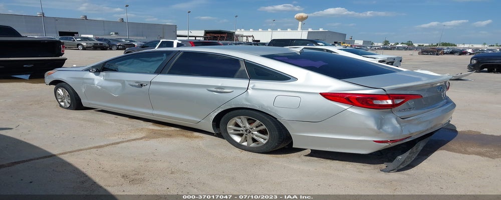 5NPE24AF4FH071837 2015 HYUNDAI SONATA photo no. 3
