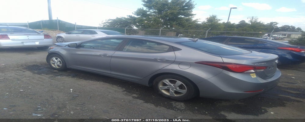 KMHDH4AE7FU282758 2015 HYUNDAI ELANTRA photo no. 3