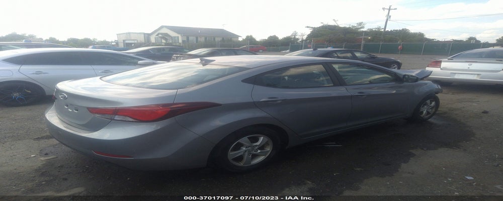 KMHDH4AE7FU282758 2015 HYUNDAI ELANTRA photo no. 4