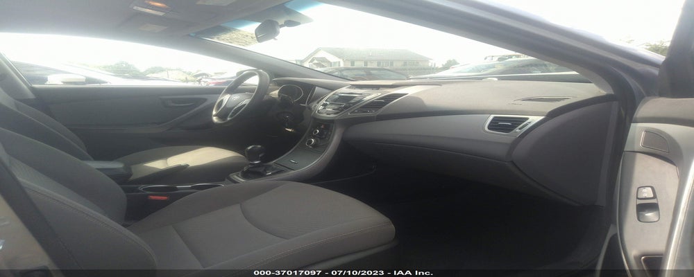 KMHDH4AE7FU282758 2015 HYUNDAI ELANTRA photo no. 5