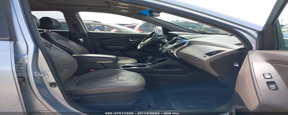 KM8JU3AC8CU359995 2012 HYUNDAI TUCSON photo no. 5
