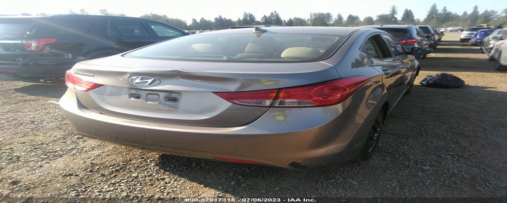 5NPDH4AE3BH060114 2011 HYUNDAI ELANTRA photo no. 4