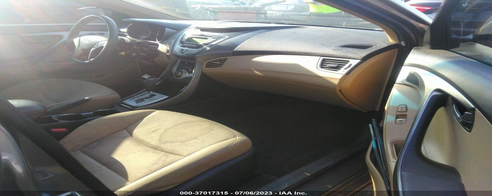 5NPDH4AE3BH060114 2011 HYUNDAI ELANTRA photo no. 5