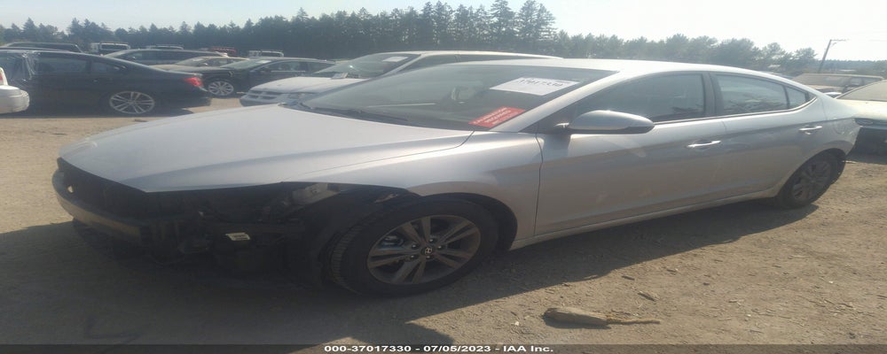 5NPD84LF6JH272381 2018 HYUNDAI ELANTRA photo no. 2