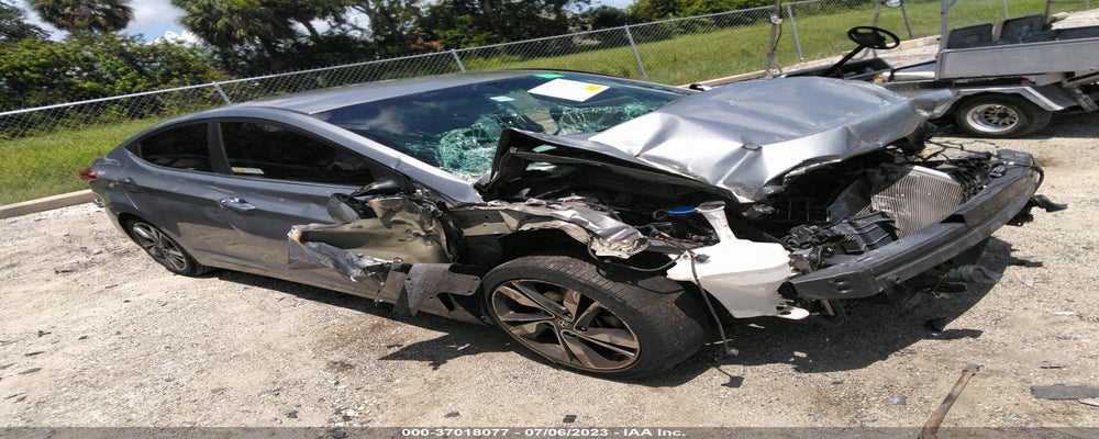 KMHDH4AE7FU329061 2015 HYUNDAI ELANTRA photo no. 14