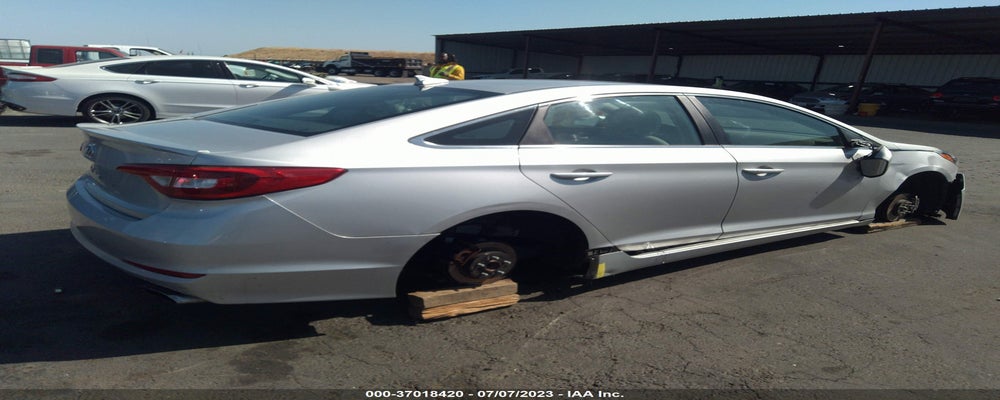 5NPE24AF2HH515591 2017 HYUNDAI SONATA photo no. 4