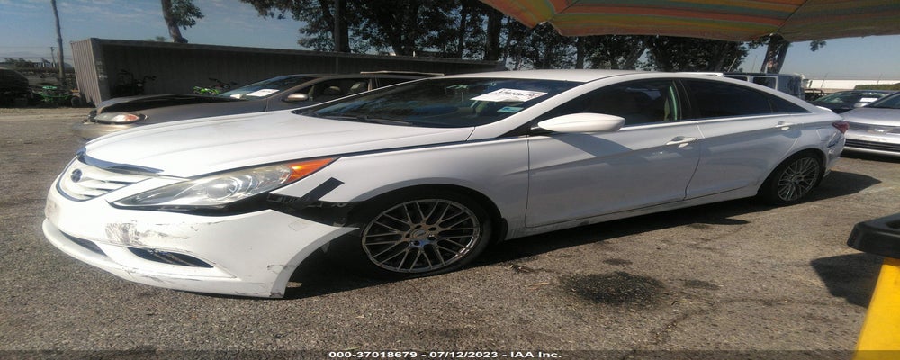 5NPEB4AC5DH685086 2013 HYUNDAI SONATA photo no. 2