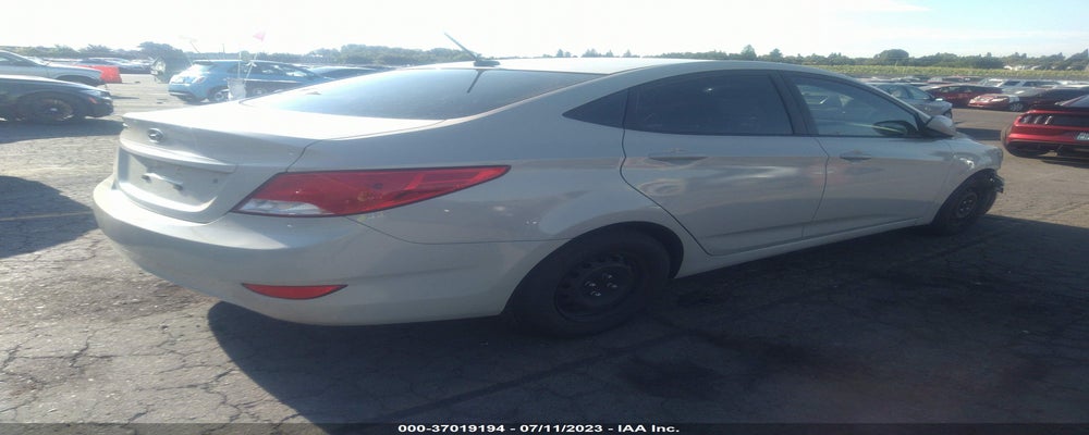 KMHCT4AE5GU039042 2016 HYUNDAI ACCENT photo no. 4