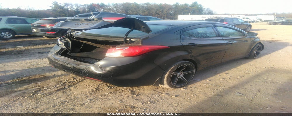 KMHDH4AE3DU631234 2013 HYUNDAI ELANTRA photo no. 4
