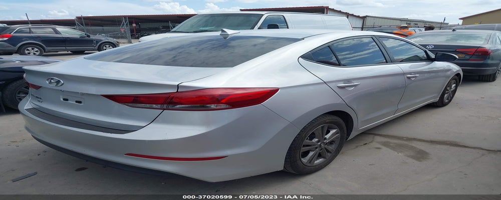 5NPD84LF0JH306606 2018 HYUNDAI ELANTRA photo no. 4