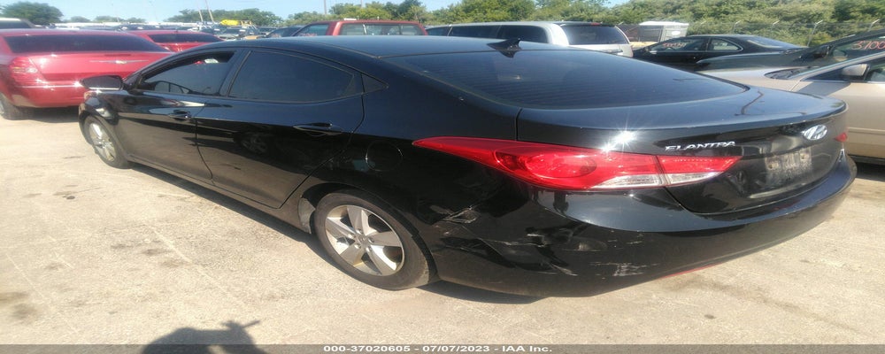 5NPDH4AE8DH381181 2013 HYUNDAI ELANTRA photo no. 3