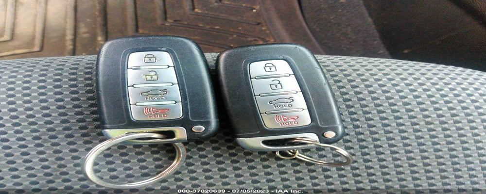 5NPEC4ACXDH700386 2013 HYUNDAI SONATA photo no. 11