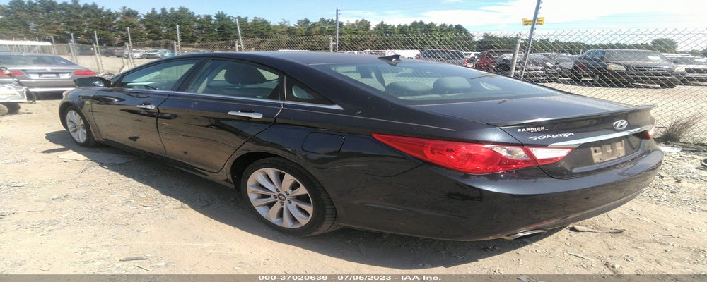 5NPEC4ACXDH700386 2013 HYUNDAI SONATA photo no. 3