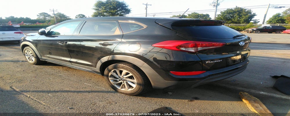 KM8J23A48GU020982 2016 HYUNDAI TUCSON photo no. 3