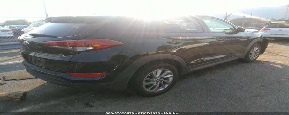 KM8J23A48GU020982 2016 HYUNDAI TUCSON photo no. 4