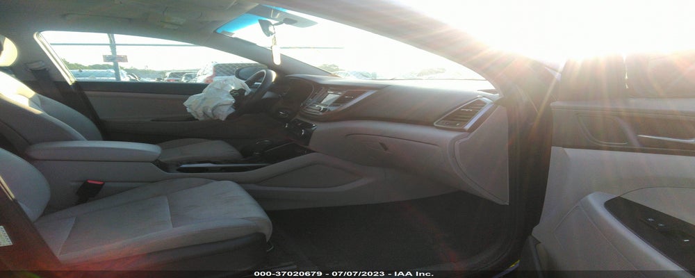 KM8J23A48GU020982 2016 HYUNDAI TUCSON photo no. 5