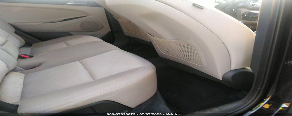 KM8J23A48GU020982 2016 HYUNDAI TUCSON photo no. 8