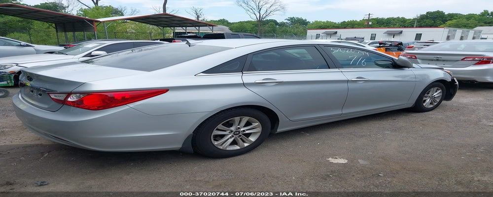 5NPEB4ACXDH701606 2013 HYUNDAI SONATA photo no. 4