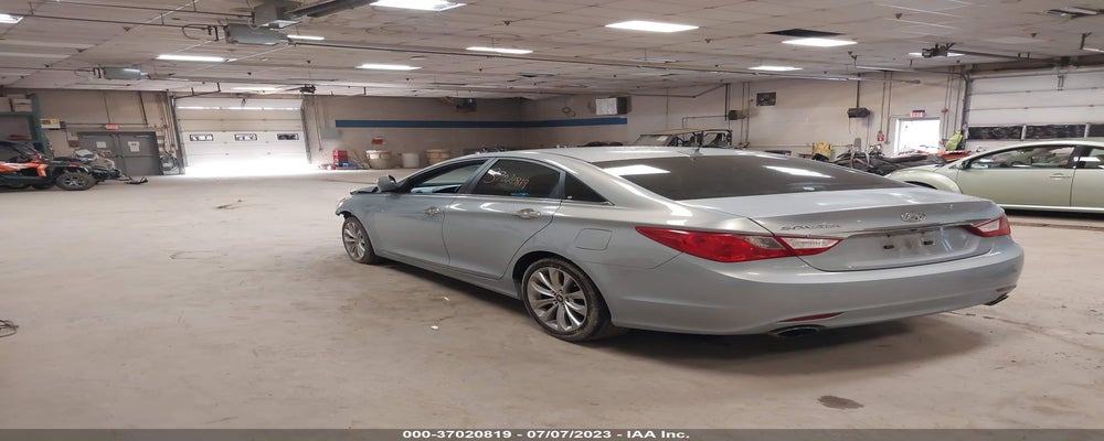 5NPEC4AC2DH523994 2013 HYUNDAI SONATA photo no. 3