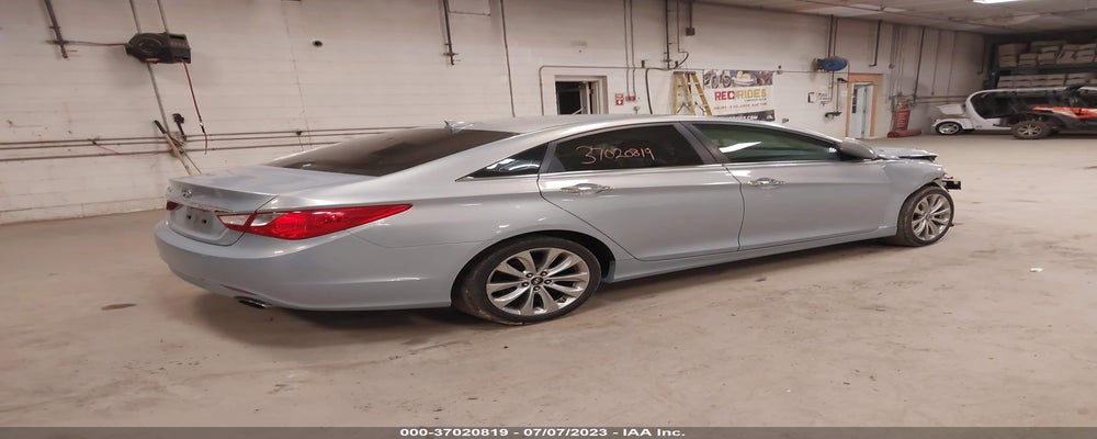 5NPEC4AC2DH523994 2013 HYUNDAI SONATA photo no. 4