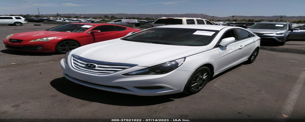 5NPEB4ACXBH034128 2011 HYUNDAI SONATA photo no. 2