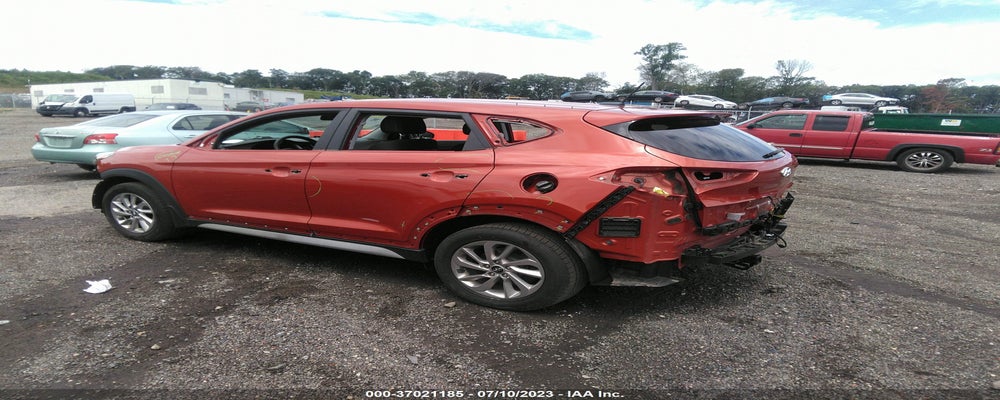 KM8J3CA44HU440379 2017 HYUNDAI TUCSON photo no. 3
