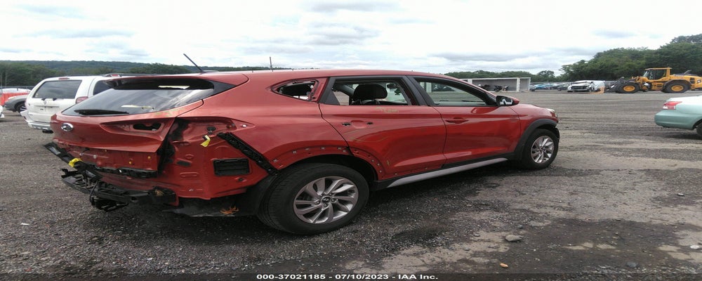 KM8J3CA44HU440379 2017 HYUNDAI TUCSON photo no. 4