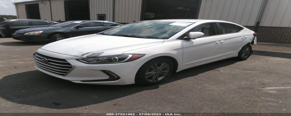 5NPD84LF8HH055358 2017 HYUNDAI ELANTRA photo no. 2