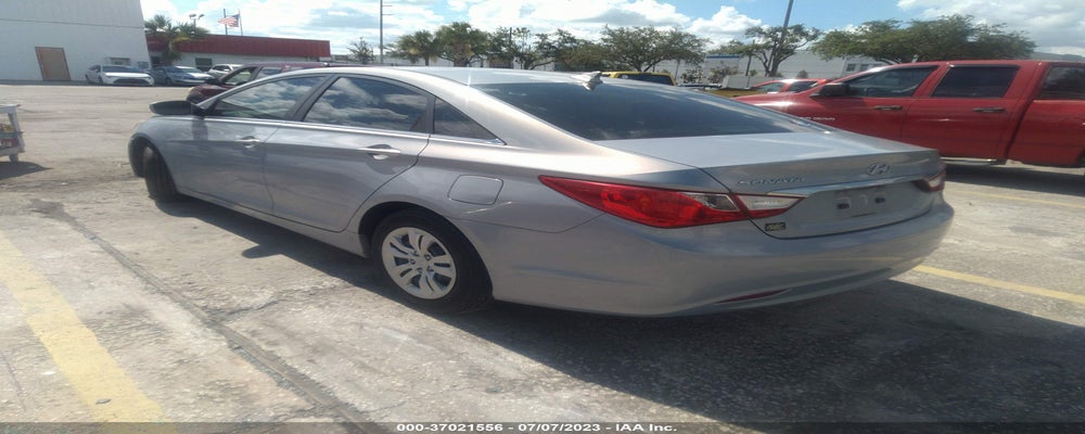 5NPEB4AC0BH192333 2011 HYUNDAI SONATA photo no. 3