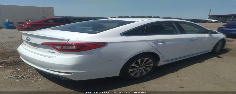 5NPE34AF2FH067069 2015 HYUNDAI SONATA photo no. 4
