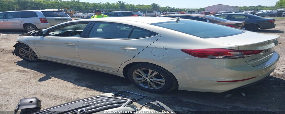 5NPD84LF3HH171681 2017 HYUNDAI ELANTRA photo no. 3