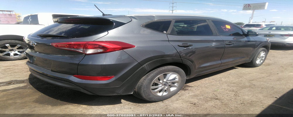 KM8J33A46GU236455 2016 HYUNDAI TUCSON photo no. 4