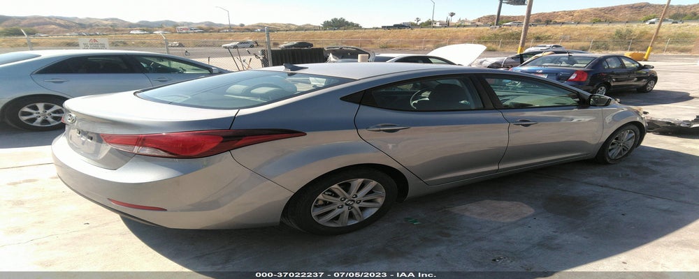 KMHDH4AE5FU348448 2015 HYUNDAI ELANTRA photo no. 4