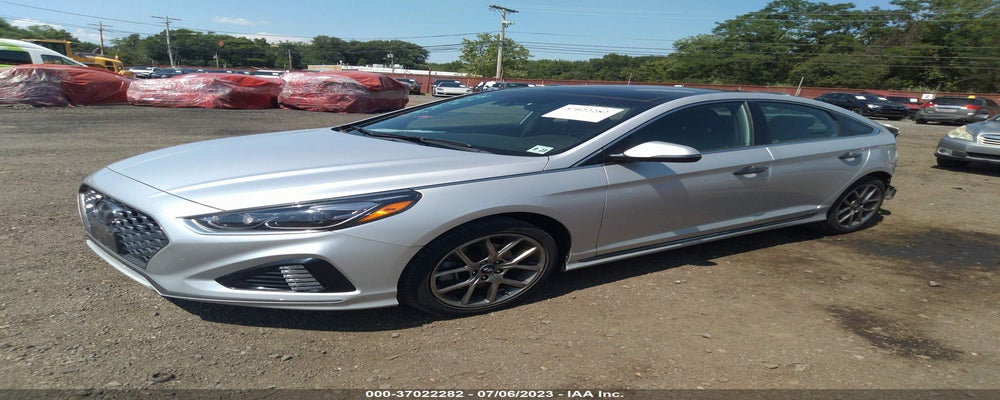 5NPE34AB8JH727914 2018 HYUNDAI SONATA photo no. 2